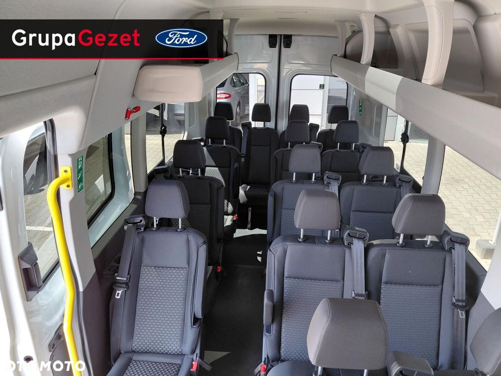 Ford Transit - 18