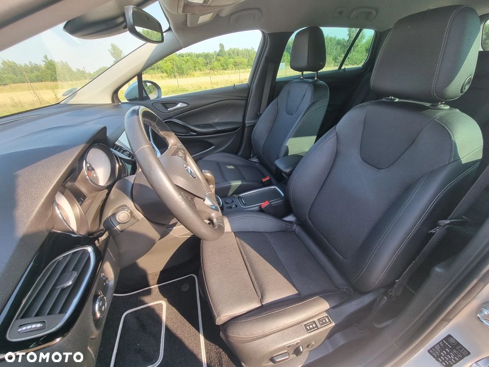 Opel Astra 1.6 D Start/Stop Business - 21