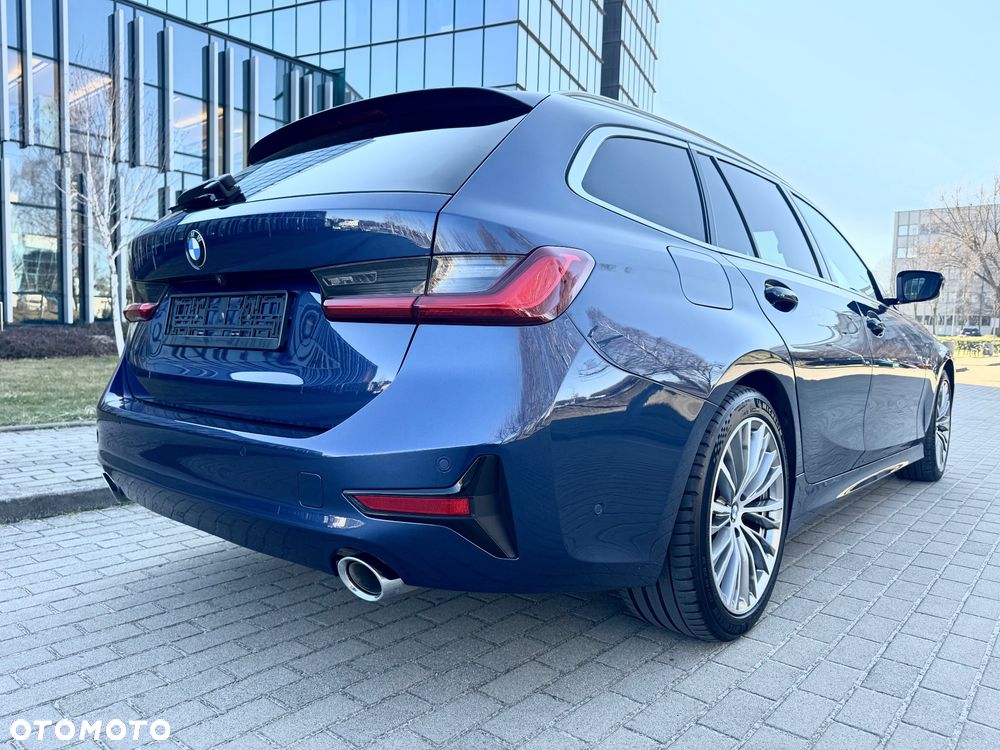 BMW Seria 3 330d xDrive MHEV Luxury Line - 5