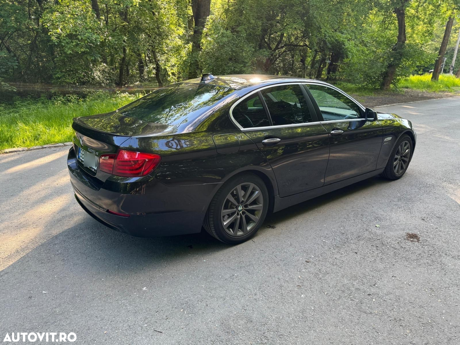 BMW Seria 5 525d xDrive - 3