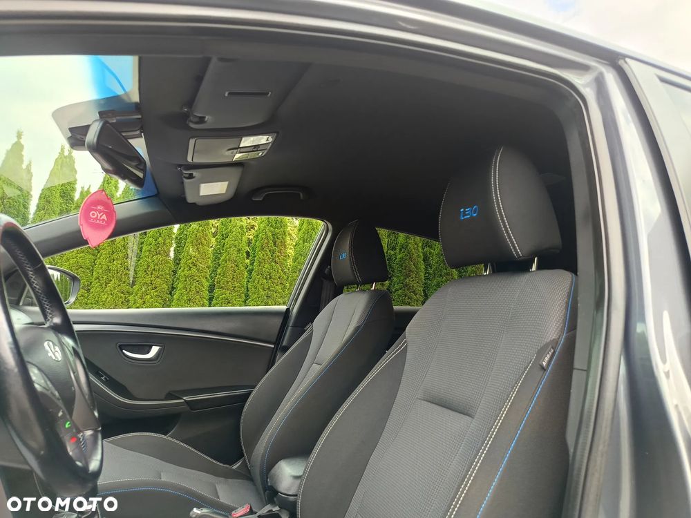 Hyundai i30 blue 1.6 GDI YES Gold - 35