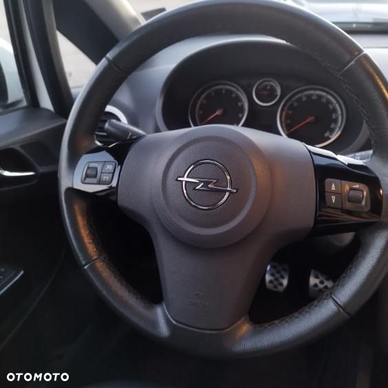Opel Corsa 1.4 16V Enjoy - 8