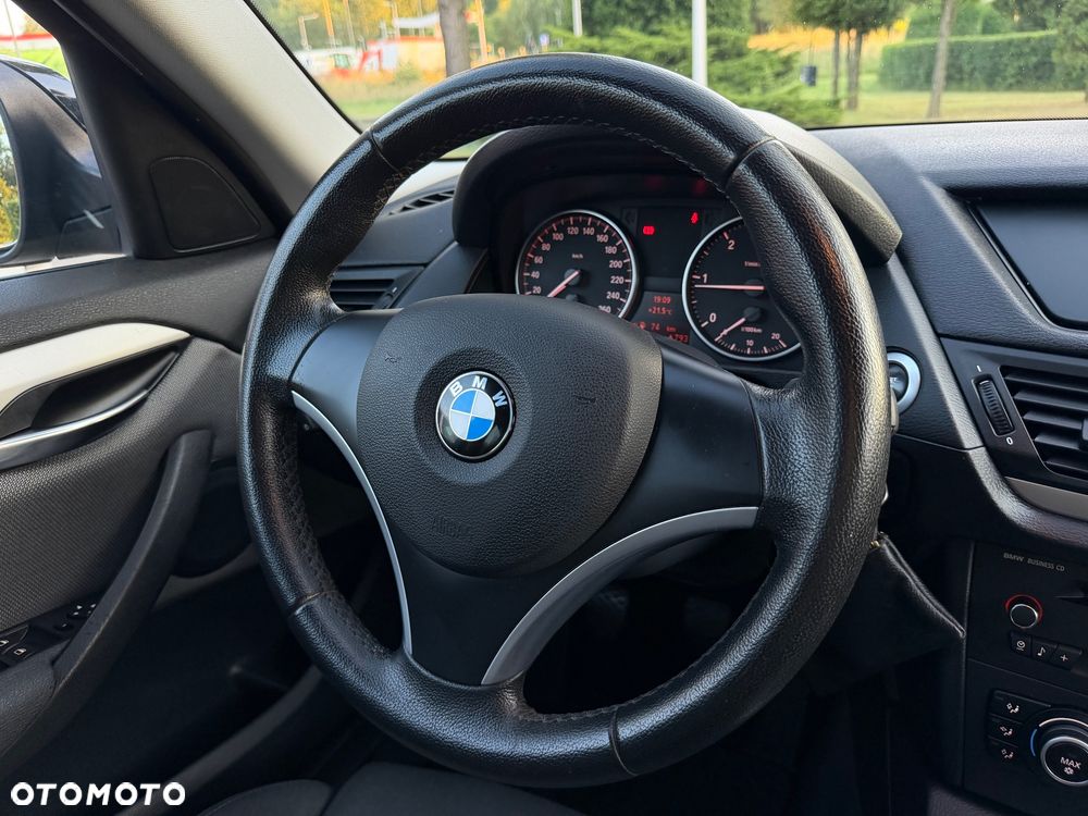BMW X1 xDrive20d - 36