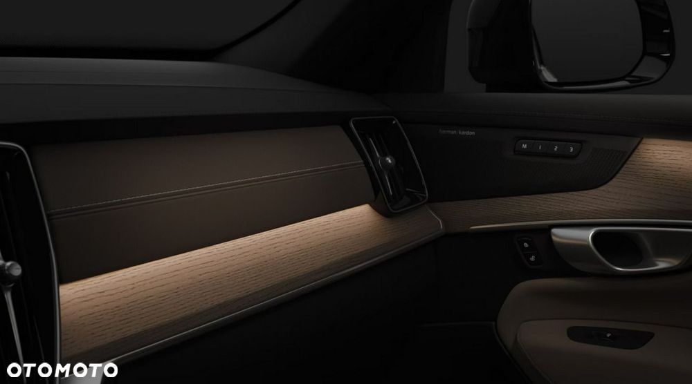 Volvo XC 90 T8 AWD Plug-In Hybrid Ultra Dark 7os - 11