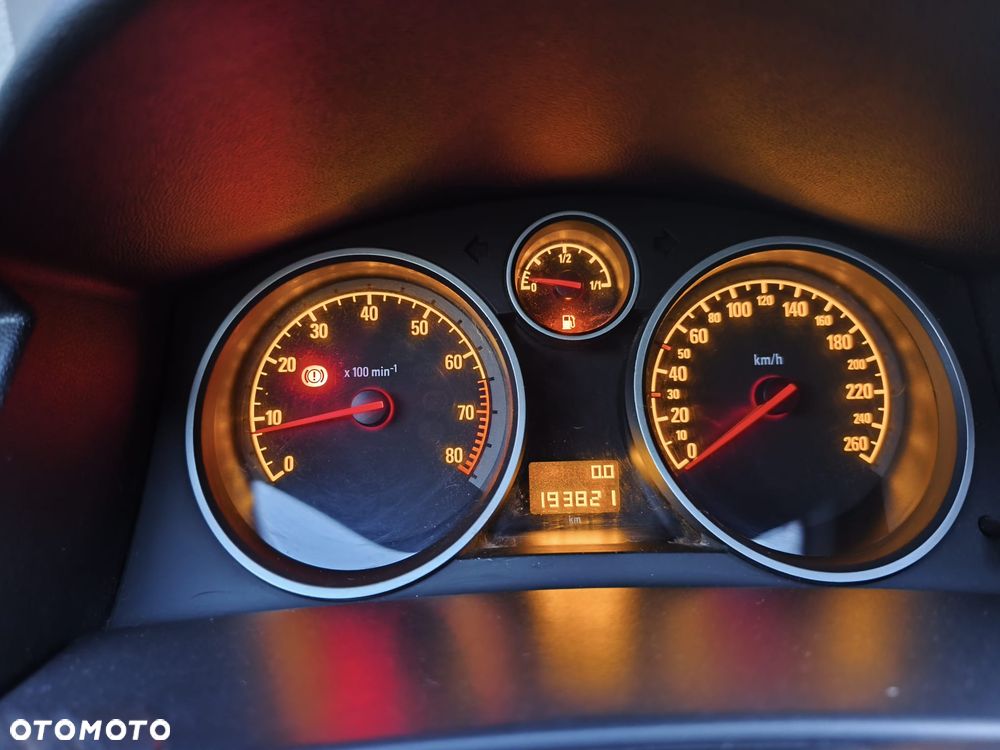 Opel Astra 1.8 Cosmo - 20