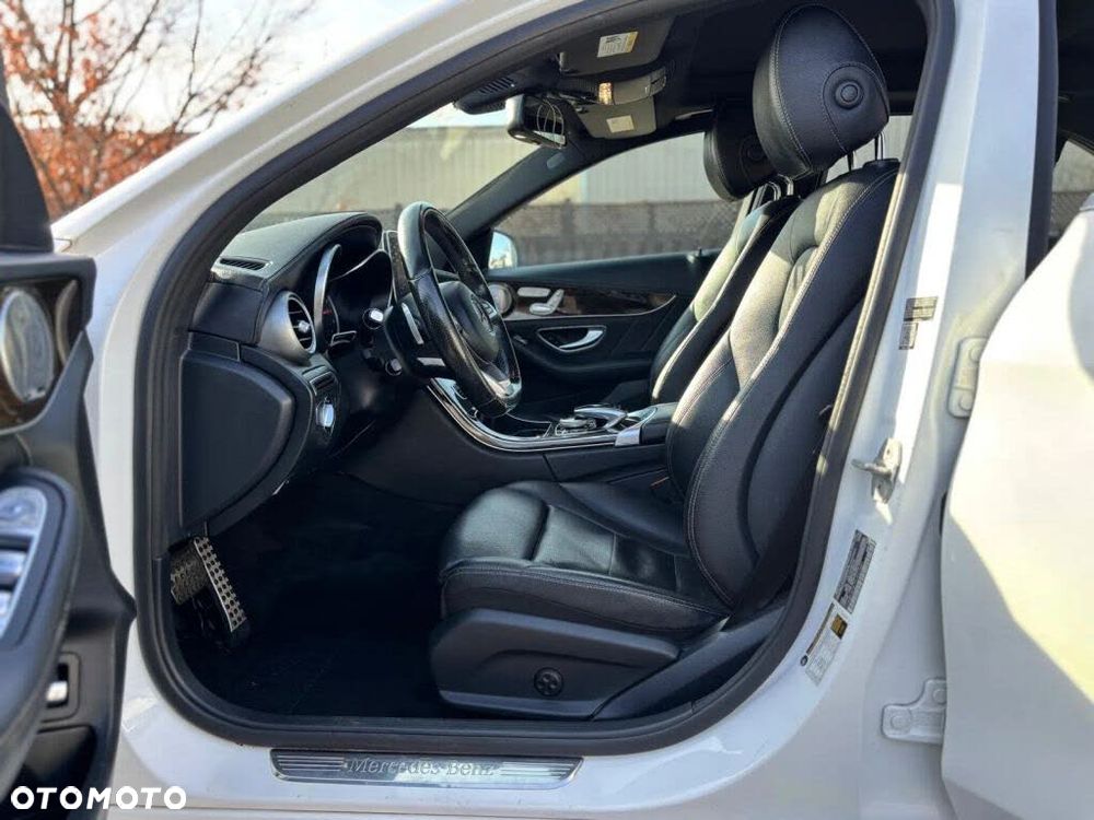 Mercedes-Benz Klasa C 300 7G-TRONIC - 11