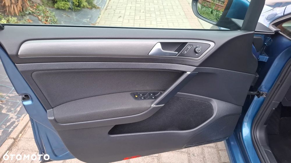 Volkswagen Golf 1.2 TSI BMT Trendline EU6 - 10