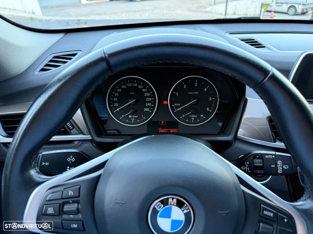 BMW X1 18 d sDrive Auto xLine - 10