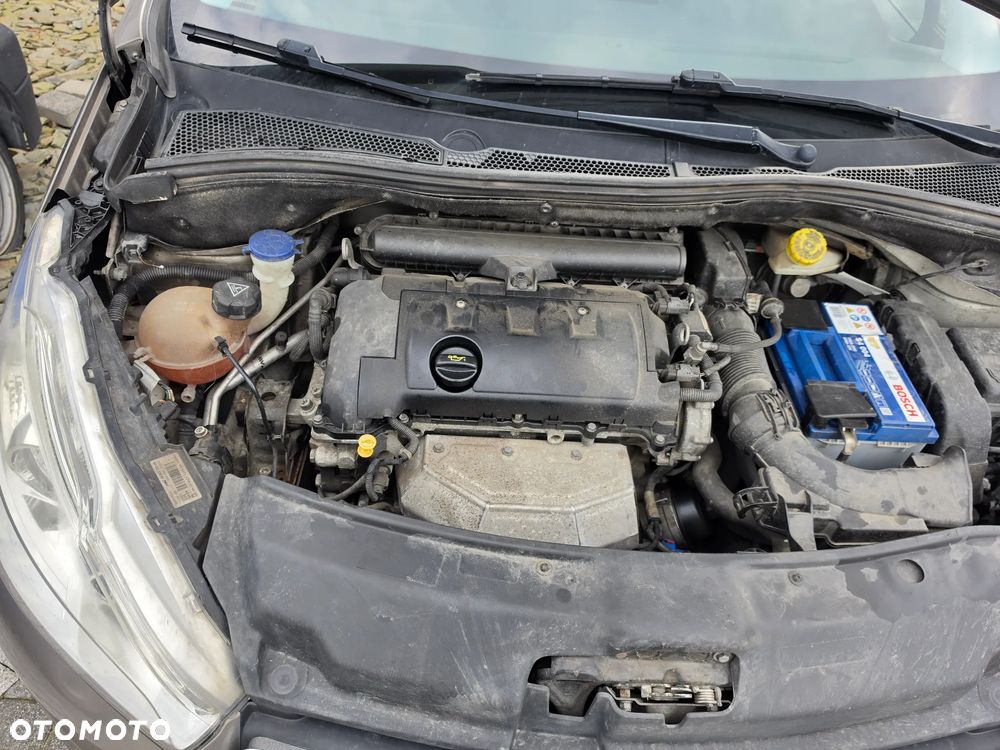 Peugeot 208 120 VTI Allure - 9