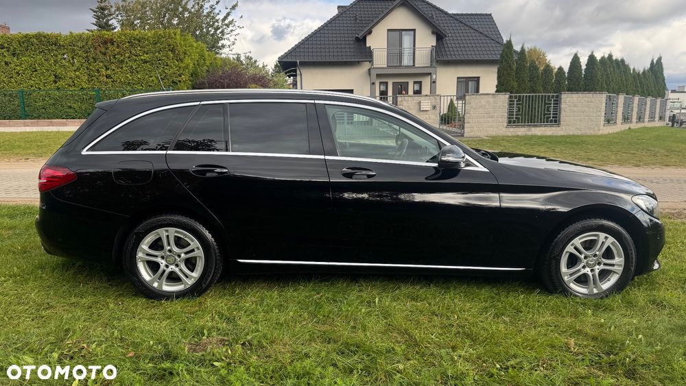 Mercedes-Benz Klasa C 200 d T 7G-TRONIC Avantgarde - 4