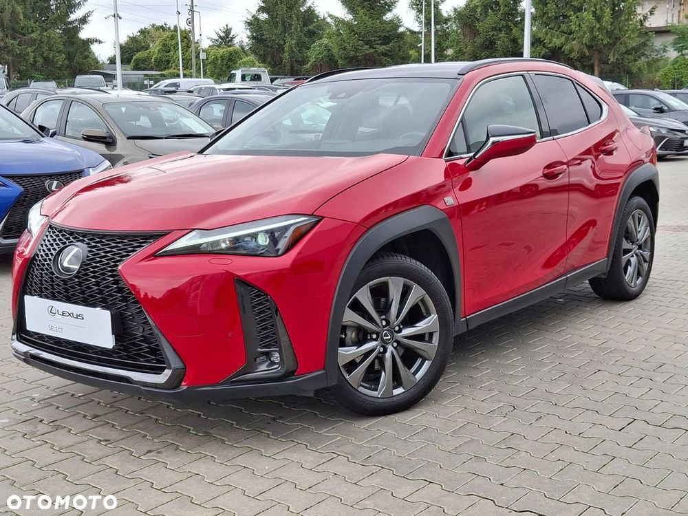Lexus UX - 32