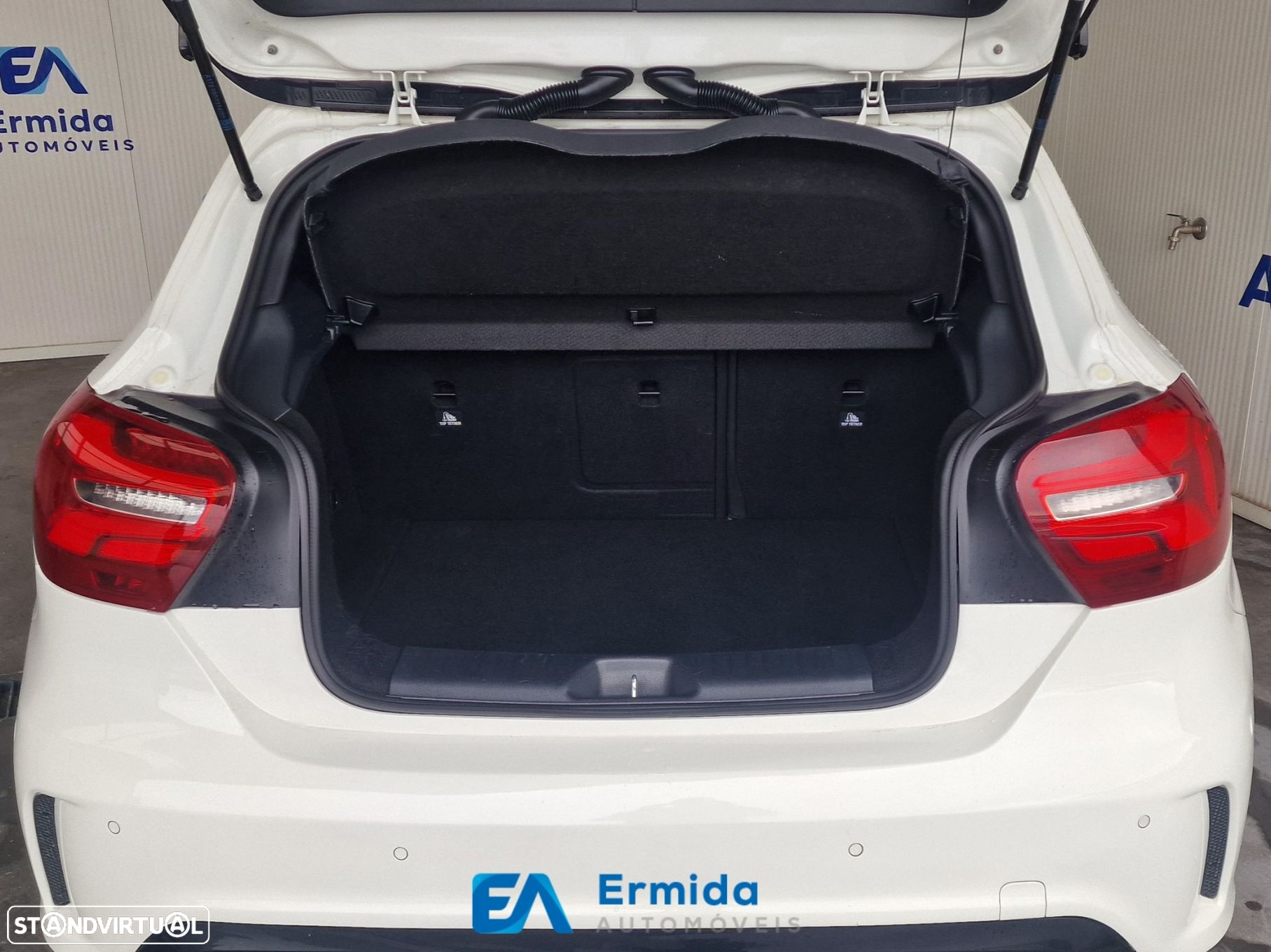 Mercedes-Benz A 250 - 24