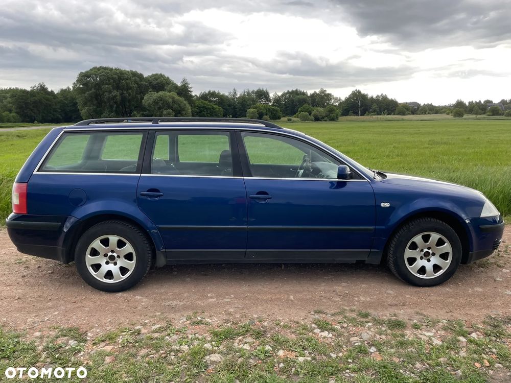 Volkswagen Passat 1.9 TDI Comfortline - 2