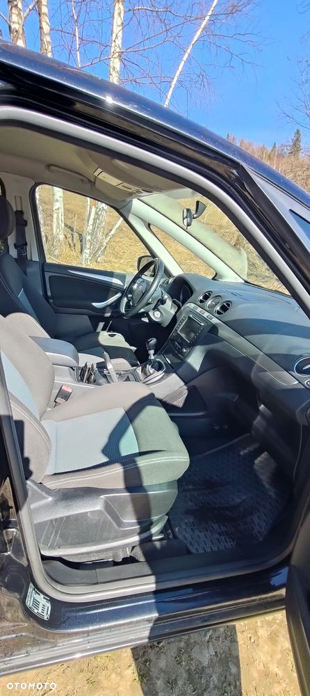 Ford S-Max - 14
