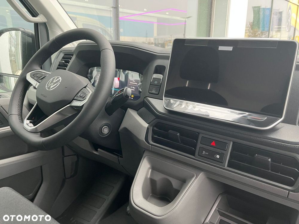 Volkswagen Crafter 35 2.0 TDI L3H3 177 KM AUTOMAT - 8