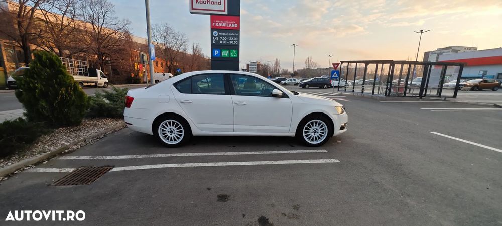 Skoda Octavia 1.6 TDI Active - 3