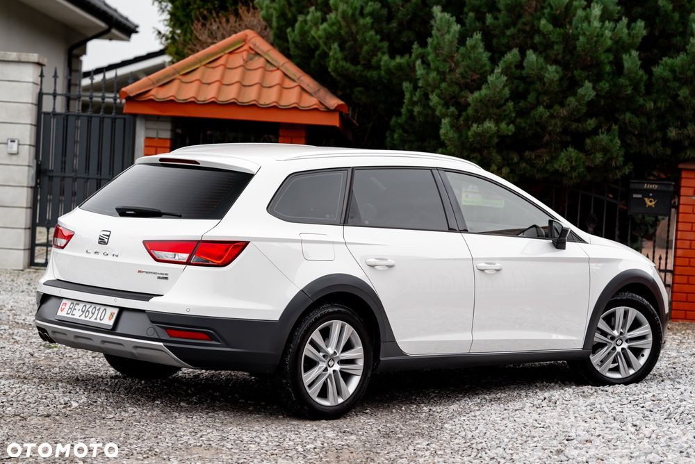 Seat Leon 2.0 TDI Start&Stop 4Drive DSG X-Perience - 3