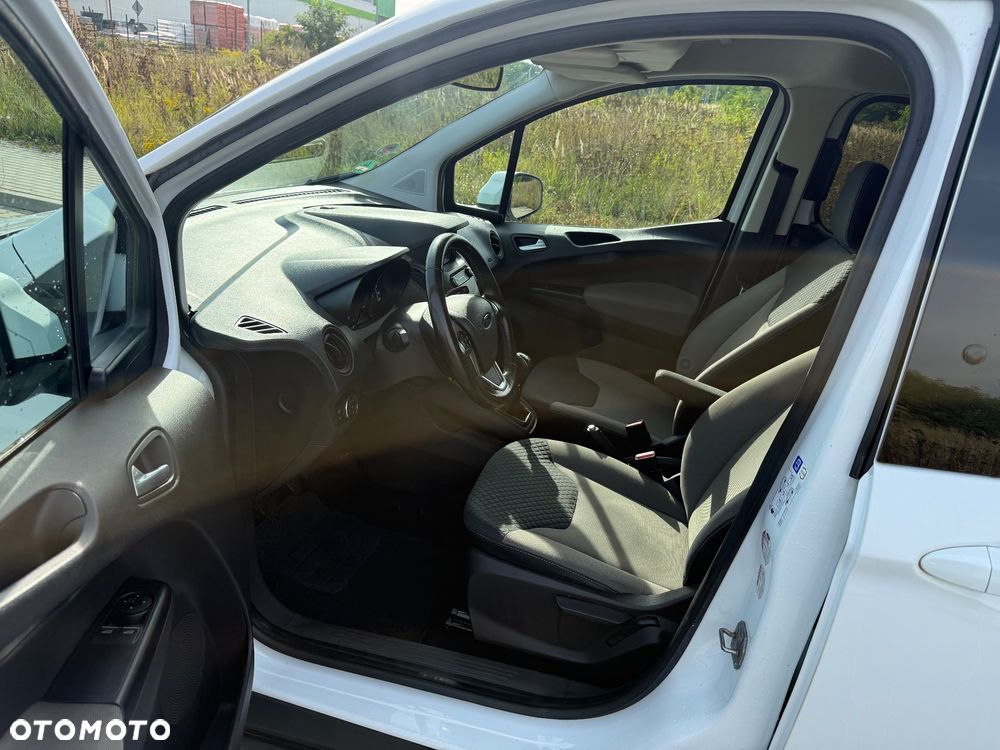 Ford Tourneo Courier 2019 photo 3