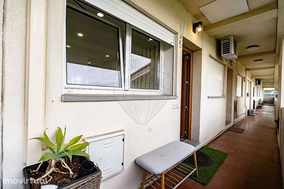 Apartamento T1 para arrendamento - Grande imagem: 2/15