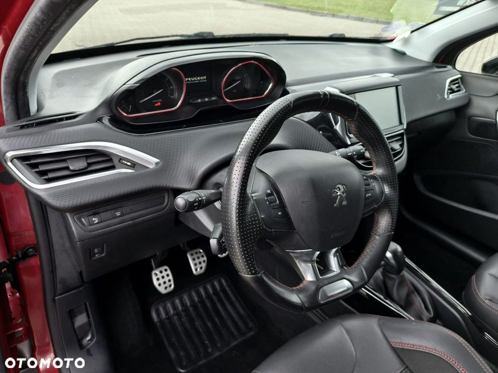 Peugeot 2008 - 10