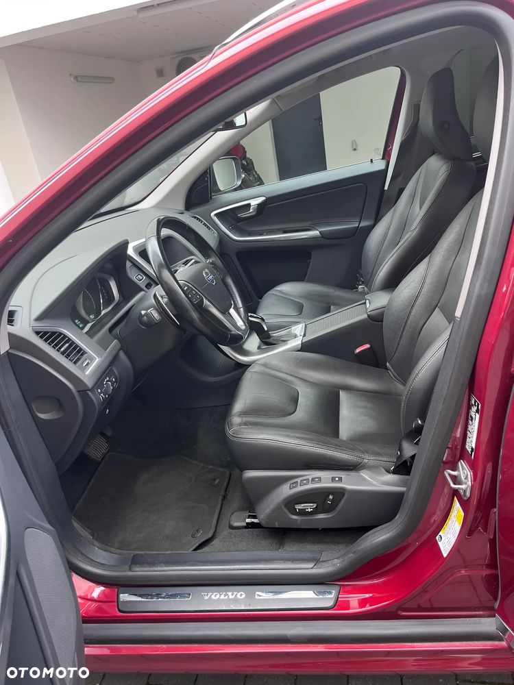 Volvo XC 60 T6 AWD Momentum - 8