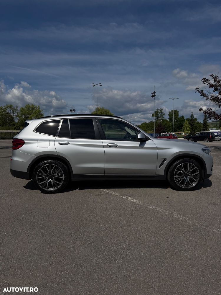 BMW X3 xDrive20d AT MHEV - 9