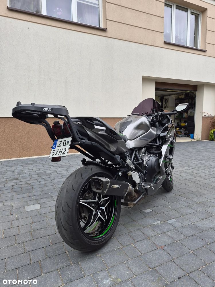 Kawasaki Ninja H2 SX - 17
