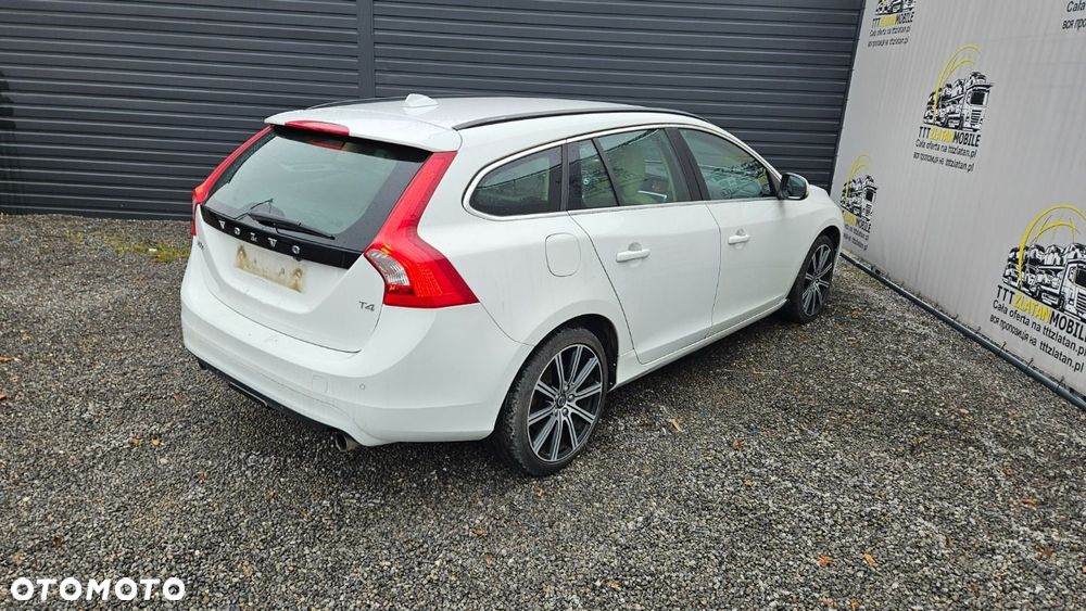 Volvo V60 - 22
