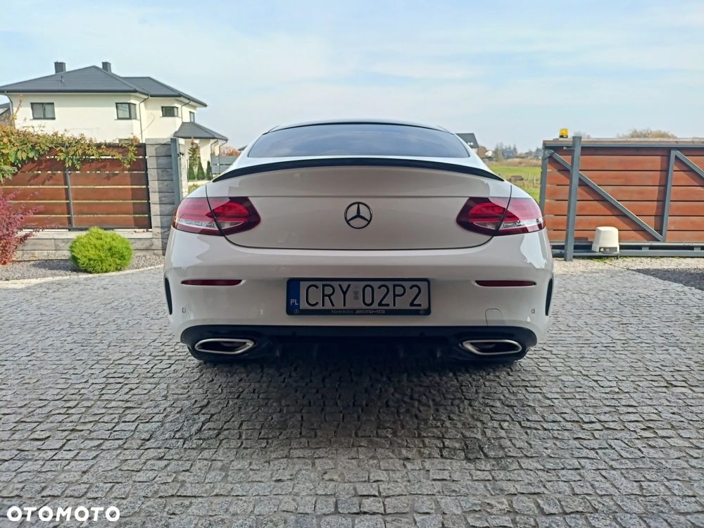 Mercedes-Benz Klasa C 180 9G-TRONIC - 4