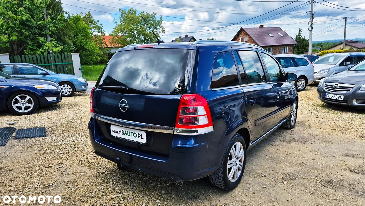 Opel Zafira 1.8 Cosmo - 17