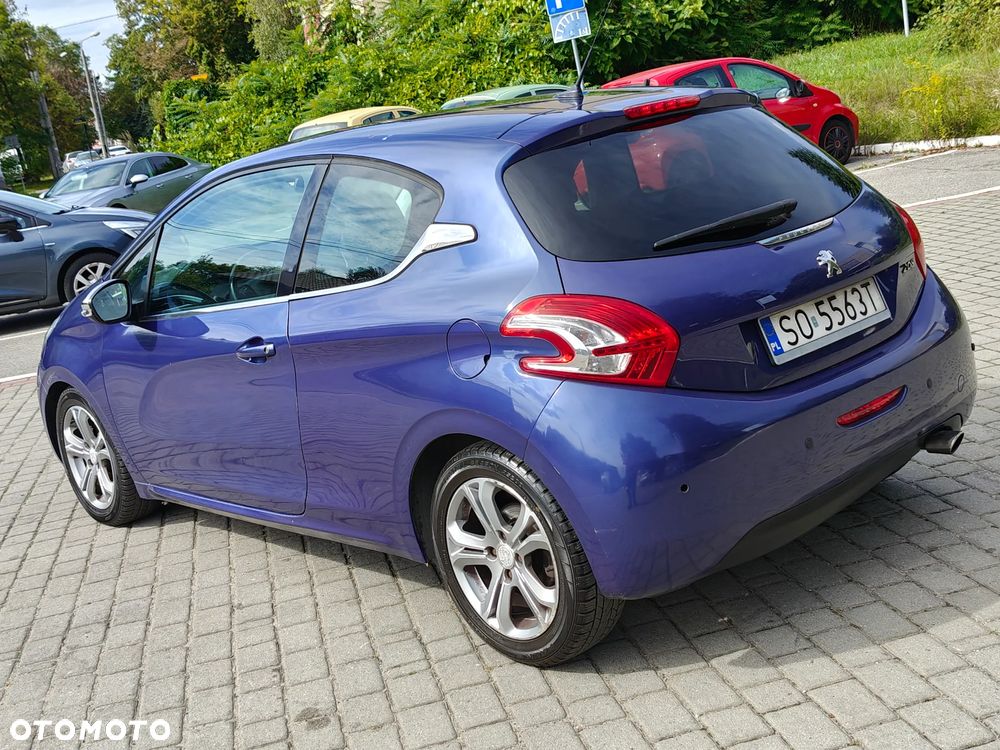 Peugeot 2008 PureTech 100 Active - 12