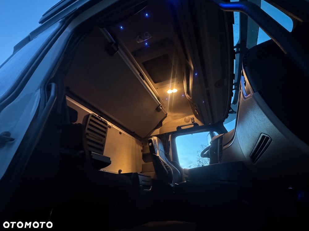 Mercedes-Benz ACTROS / 2553 / ACC / E 6 / MP 5 /TIPPER, BDF ,WYWROT / RETARDER/ GIGA SPACE/Niski Przebieg 366 Tys Km! ASO - 28