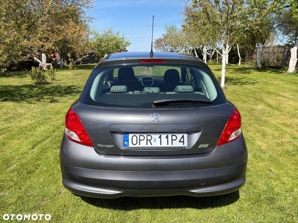 Peugeot 207 - 2