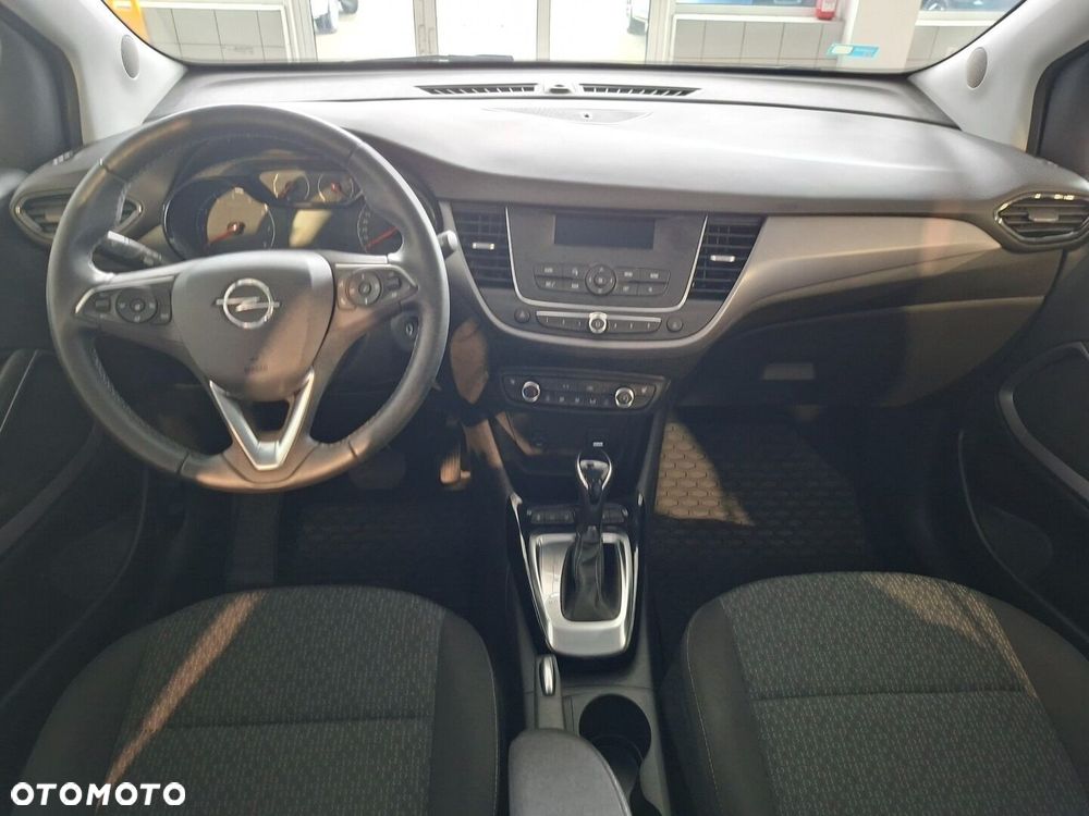 Opel Crossland - 12