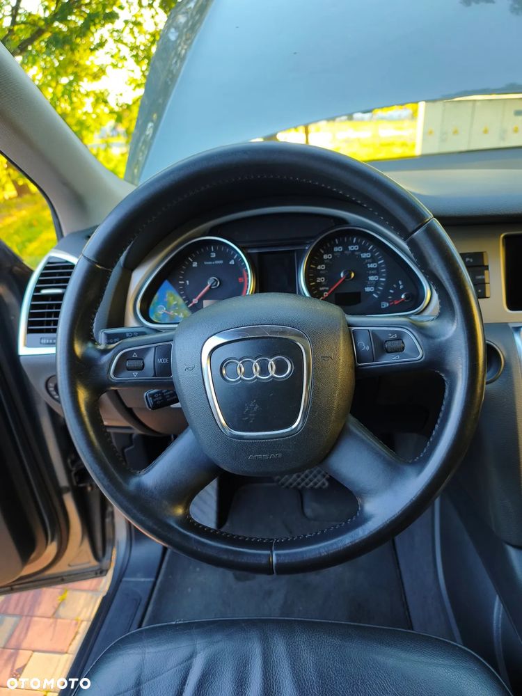 Audi Q7 3.0 TDI Quattro Tiptronic - 12