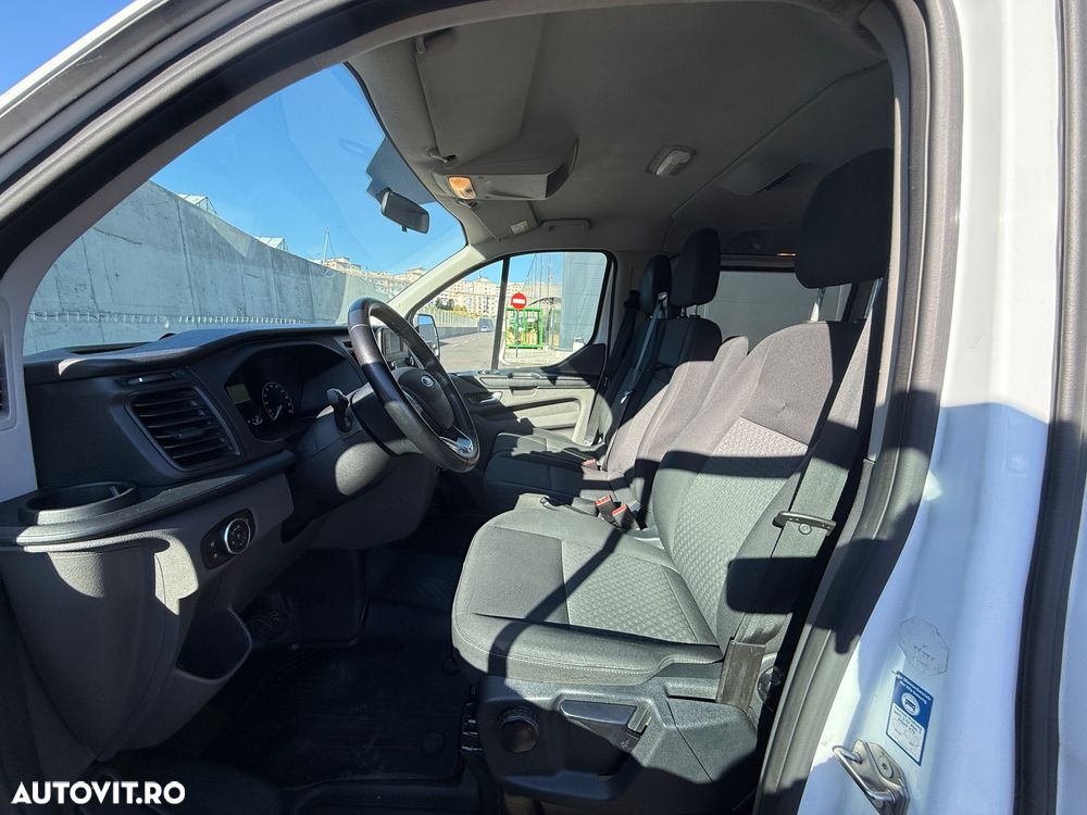 Ford Transit Custom - 11