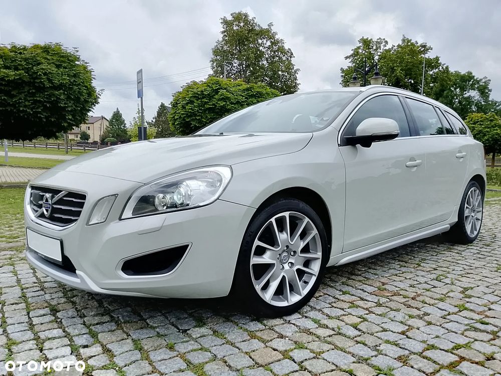 Volvo V60 - 1