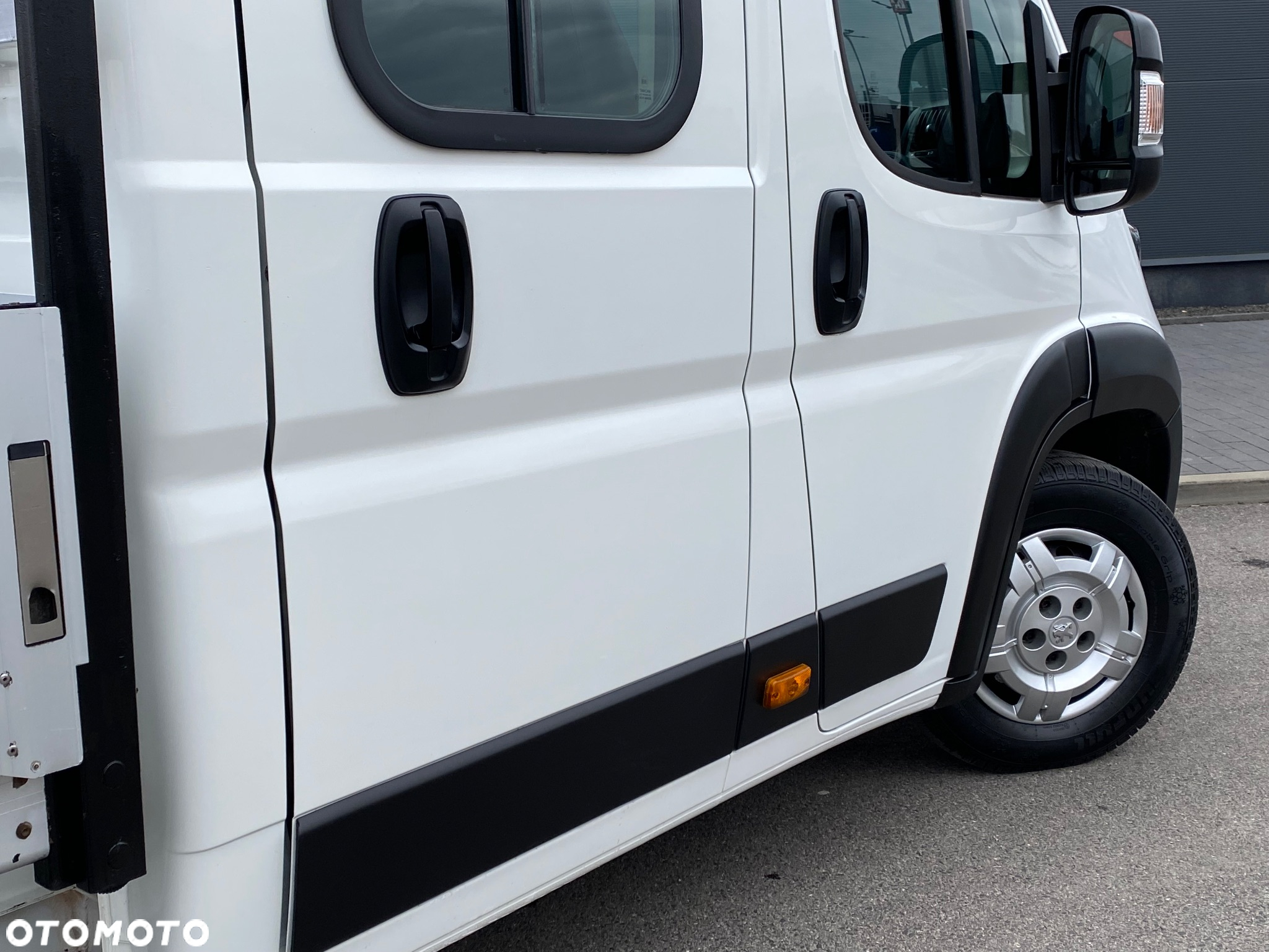 Peugeot Boxer Doka - 15