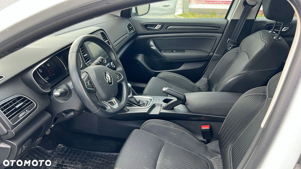 Renault Megane ENERGY dCi 110 EDC INTENS - 8