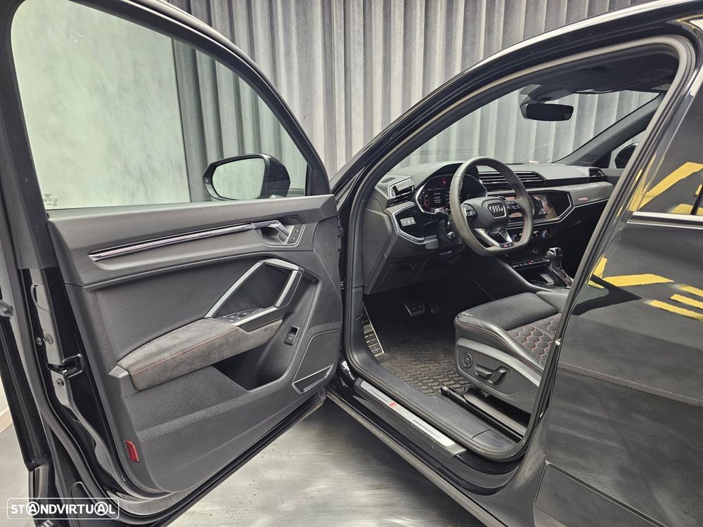 Audi RS Q3 Sportback - 9