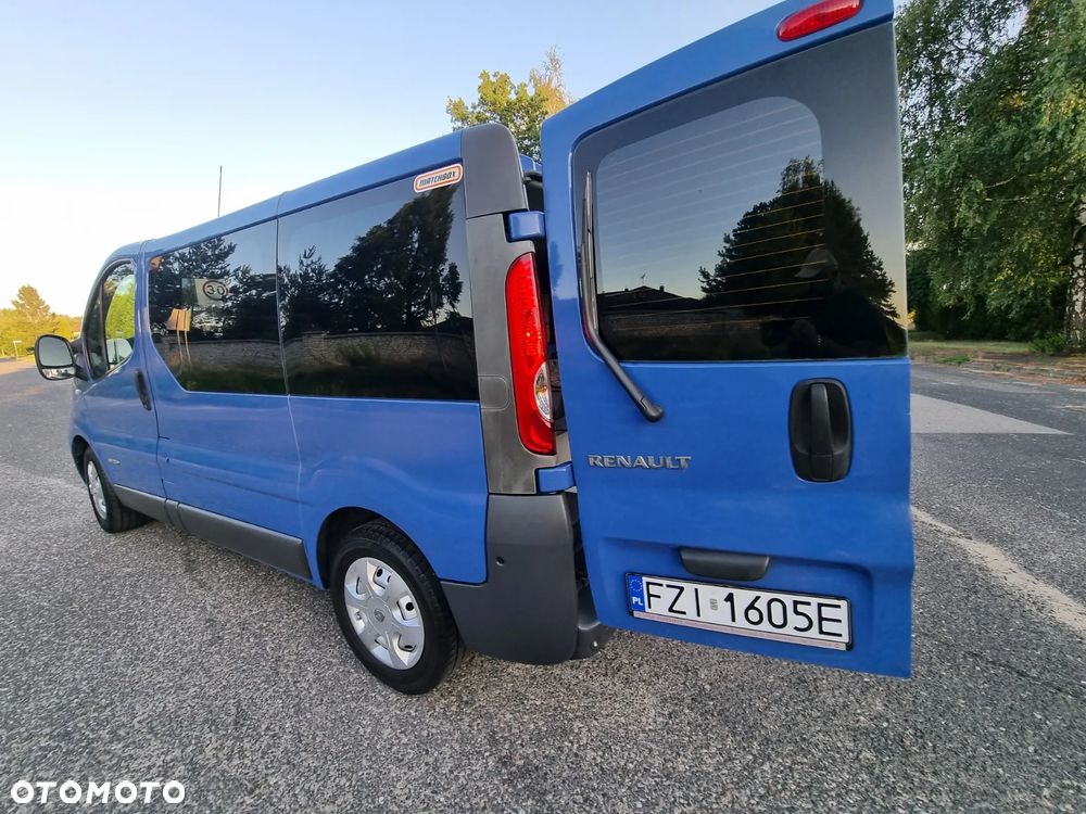 Renault Trafic L1H1 Passenger Lux - 24