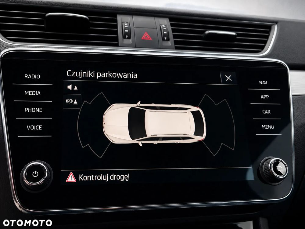 Skoda Superb 2.0 TDI SCR Ambition - 13