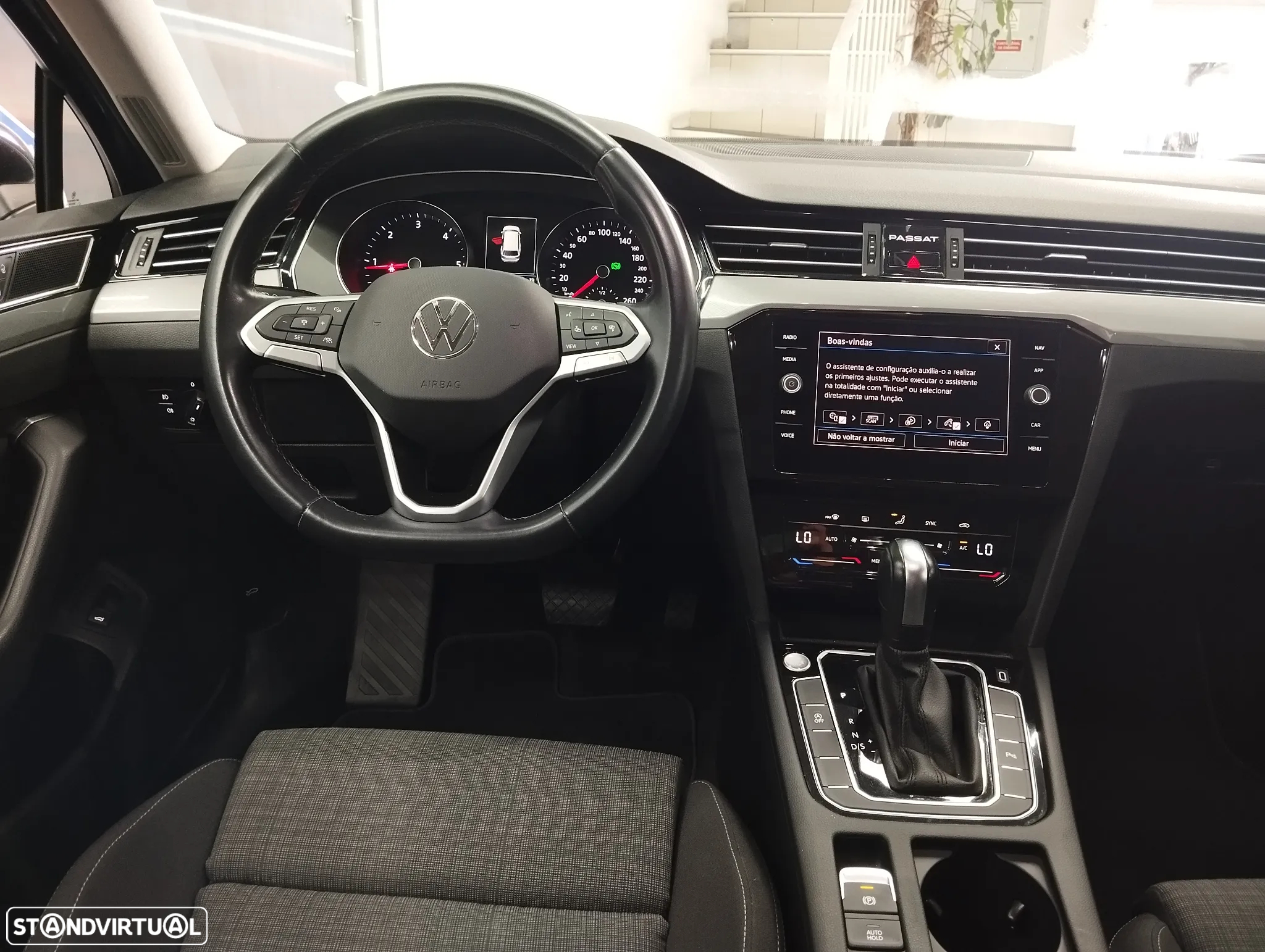 VW Passat Variant 2.0 TDi Business DSG - 13