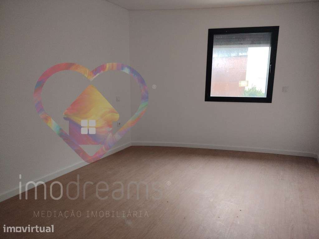 Apartamento T2 com Terraço em Esgueira, Aveiro - Grande imagem: 3/5