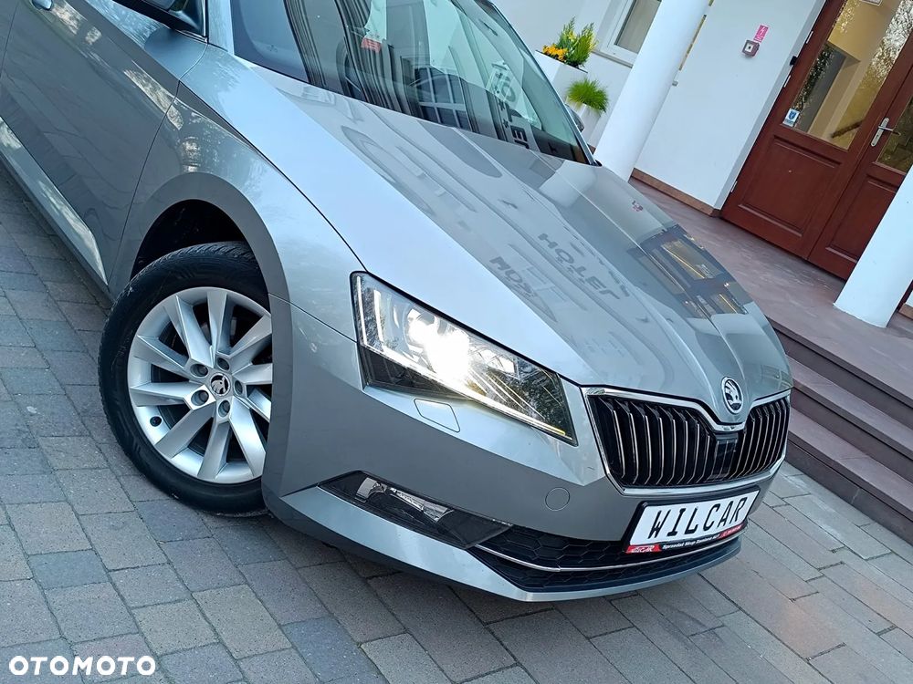 Skoda Superb 1.4 TSI ACT DSG Ambition - 22