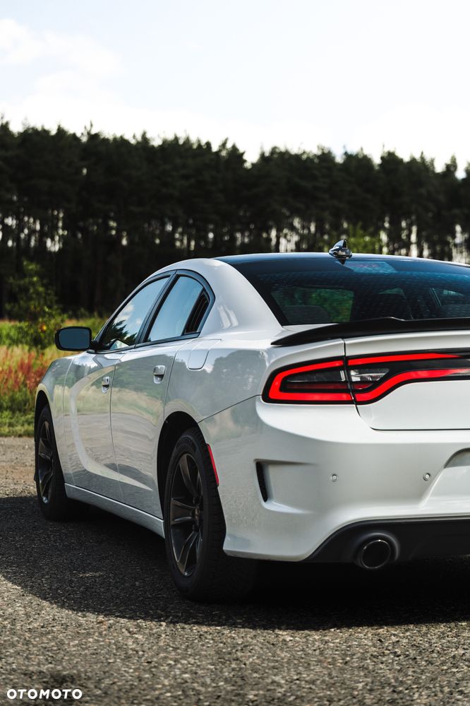 Dodge Charger - 7