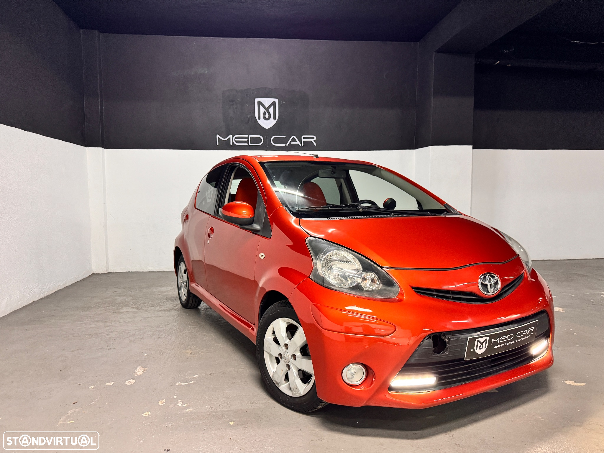 Toyota Aygo 1.0 Style Pack+VSC MM - 2