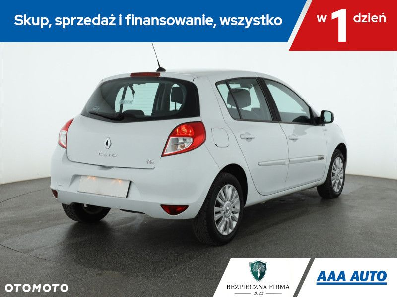 Renault Clio - 6