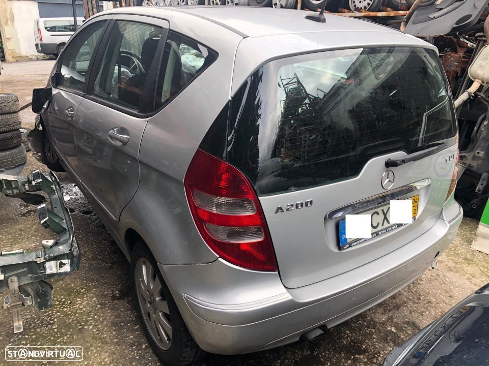 Mercedes A200 CDI de 2004 para peças - 4
