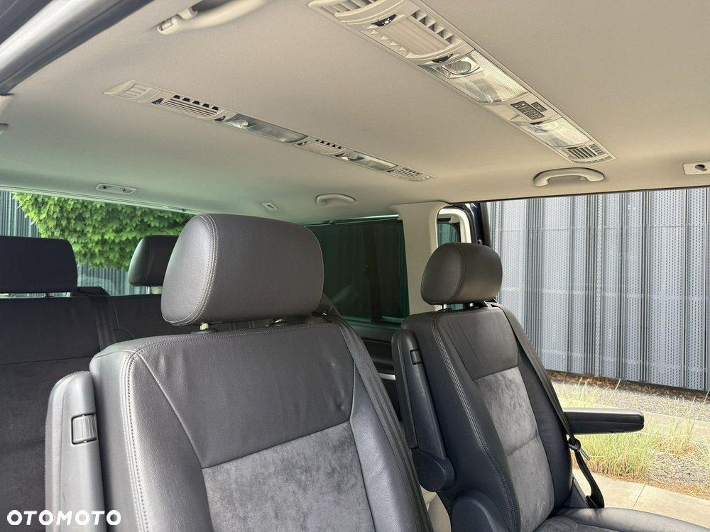 Volkswagen Multivan - 20